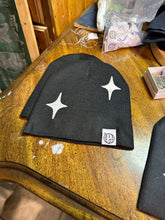 Load image into Gallery viewer, *P Traditional Black Skully